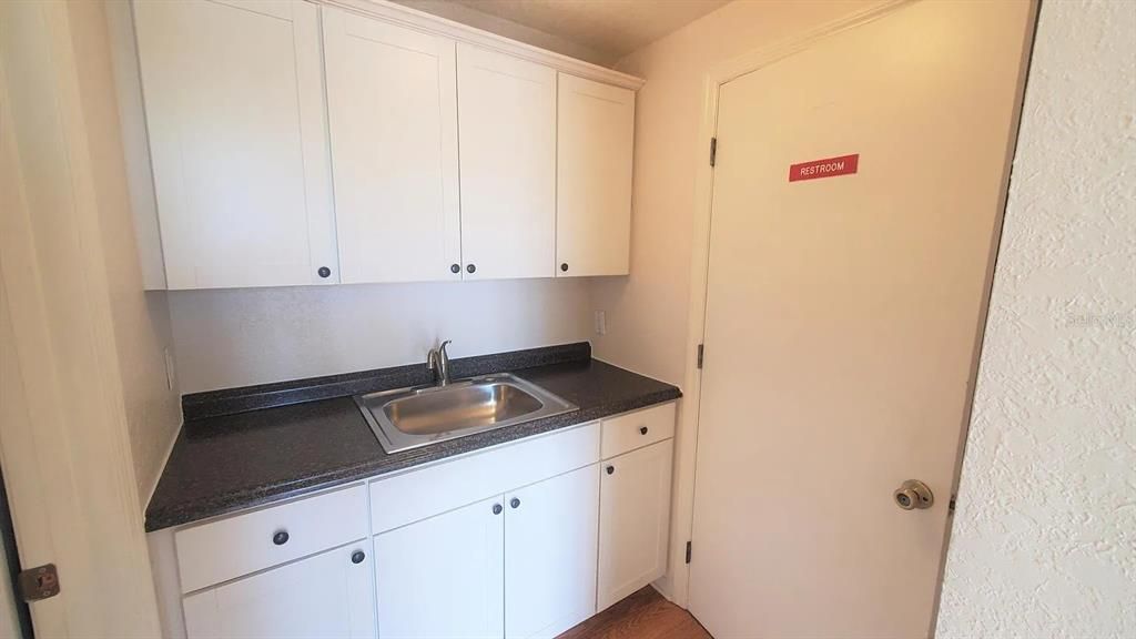 Interior, Kitchen, Tile Countertops