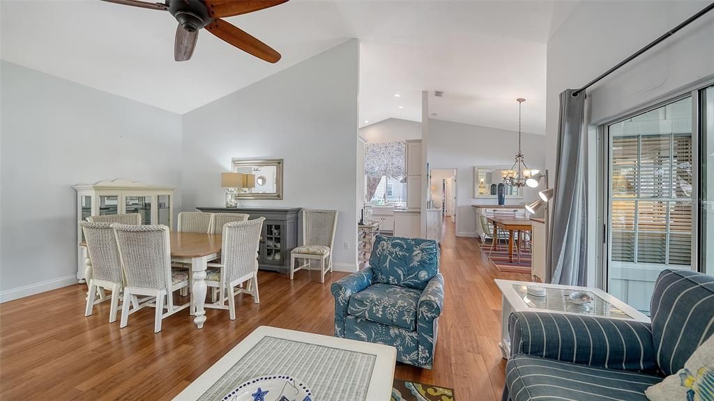 Chandelier, Dining room, Interior, Living room, Pendant Lights, Recessed Lighting, Wood Texture Flooring