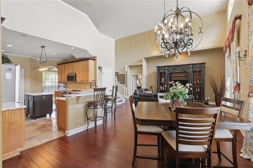 Chandelier, Dining room, Interior, Kitchen, Pendant Lights, Recessed Lighting, Wood Texture Flooring