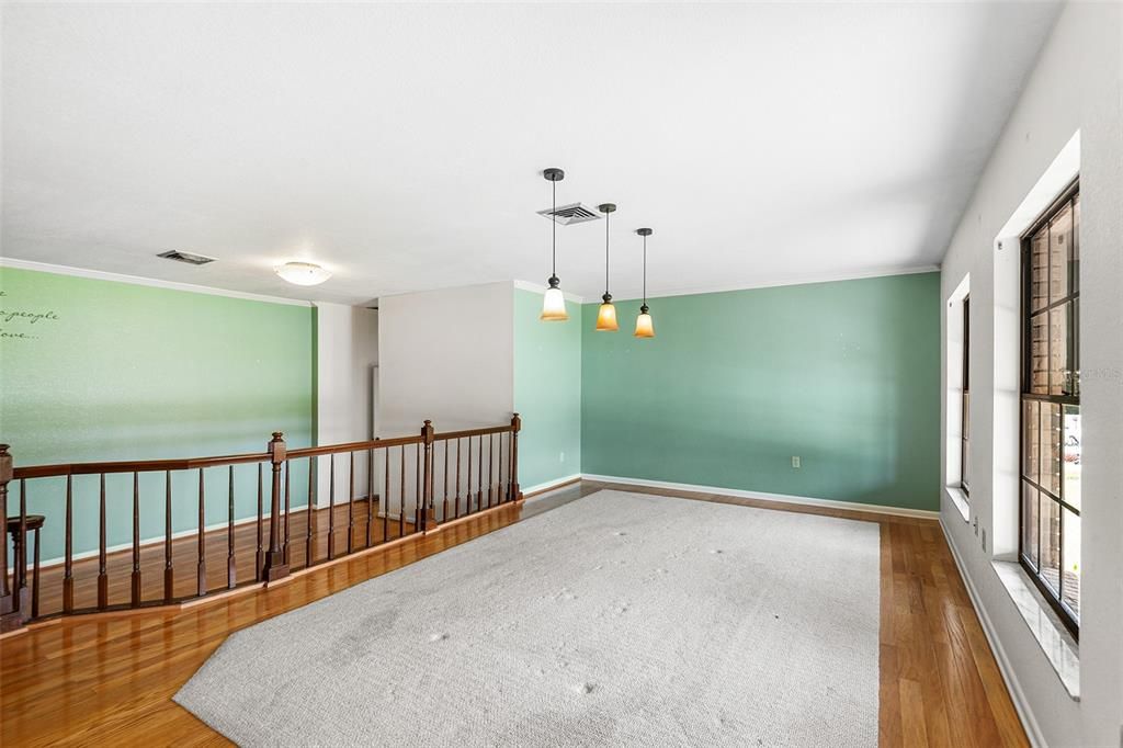 Empty room, Interior, Pendant Lights, Wood Texture Flooring