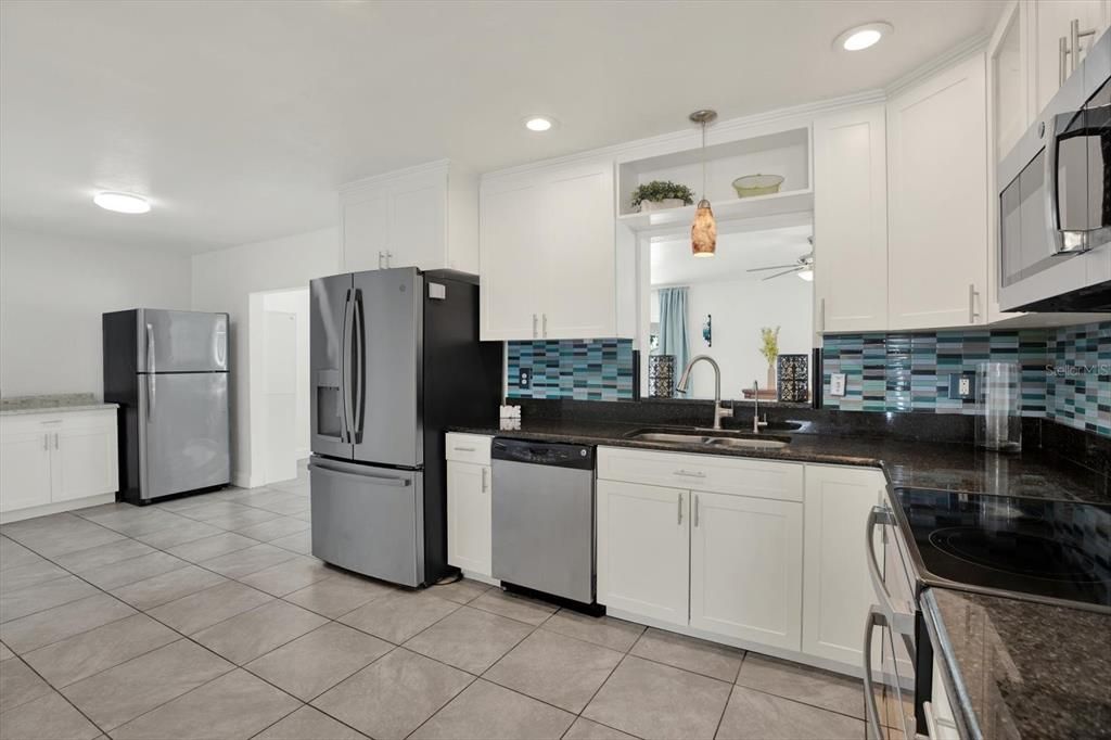 Interior, Kitchen, Pendant Lights, Recessed Lighting