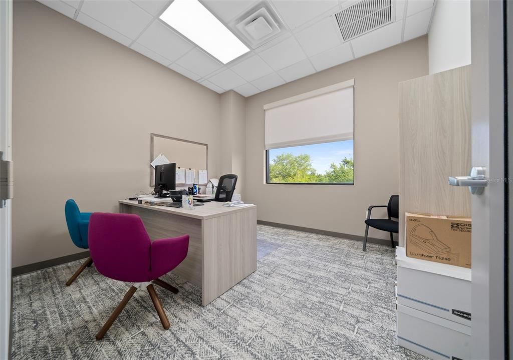 Home Office, Interior