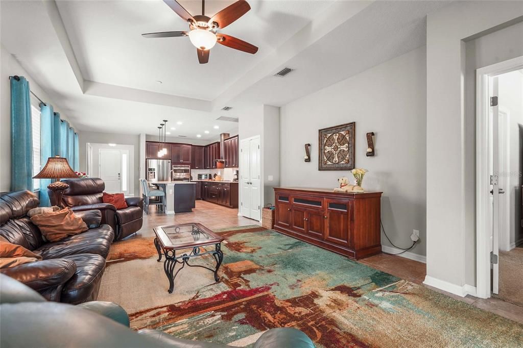 Interior, Kitchen, Living room, Pendant Lights, Recessed Lighting, Stainless Steel Appliances