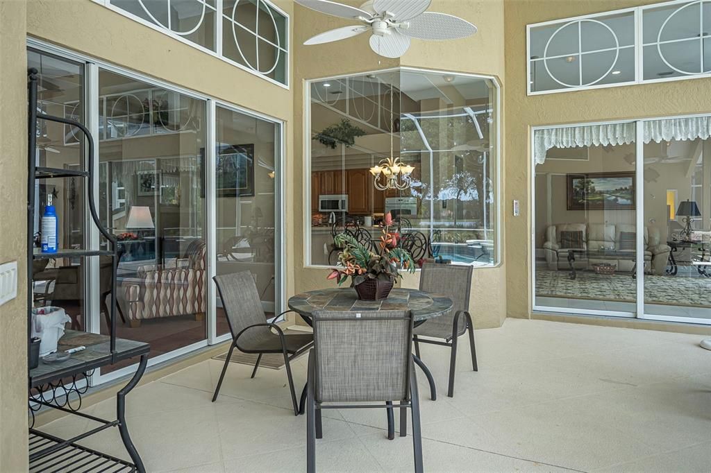 Chandelier, Dining room, Interior