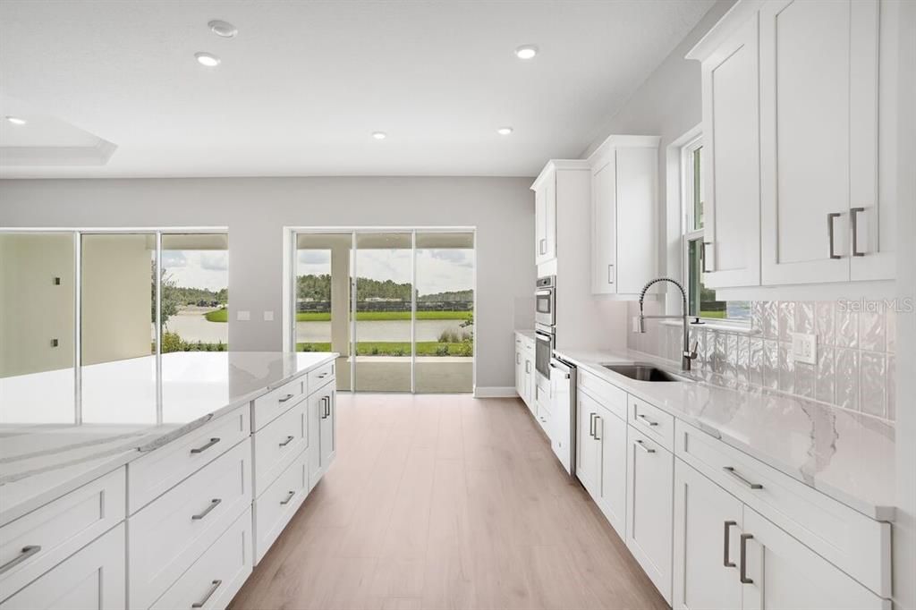 Interior, Kitchen, Recessed Lighting, Water, Wood Texture Flooring