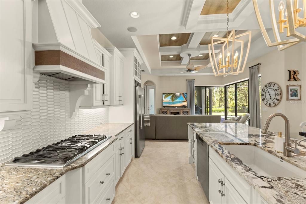 Interior, Kitchen, Living room, Pendant Lights, Recessed Lighting, Stainless Steel Appliances