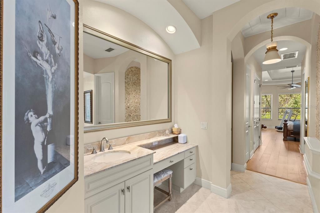 Bathroom, Interior, Pendant Lights, Recessed Lighting, Wood Texture Flooring