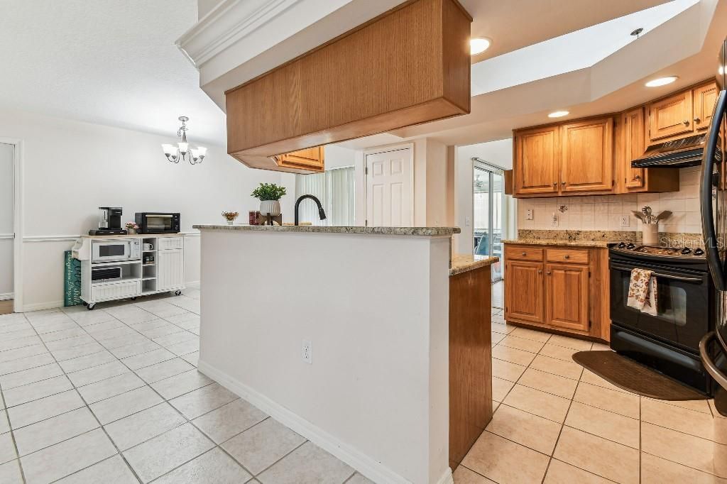 Chandelier, Interior, Kitchen, Recessed Lighting