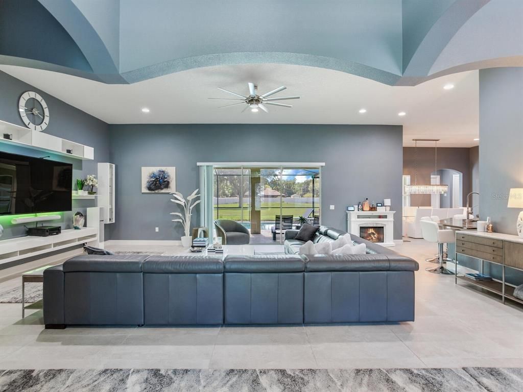 Dining room, Fireplace, Interior, Living room, Pendant Lights, Recessed Lighting
