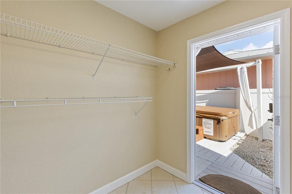 Hot Tub, Interior