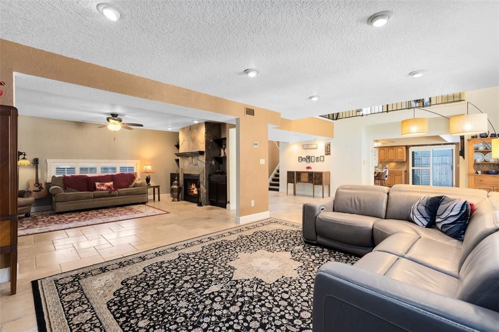 Fireplace, Interior, Living room, Pendant Lights, Recessed Lighting