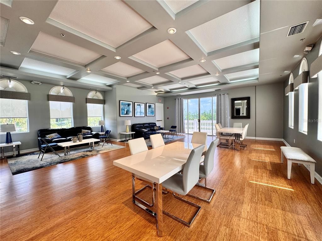 Dining room, Interior, Living room, Recessed Lighting, Wood Texture Flooring