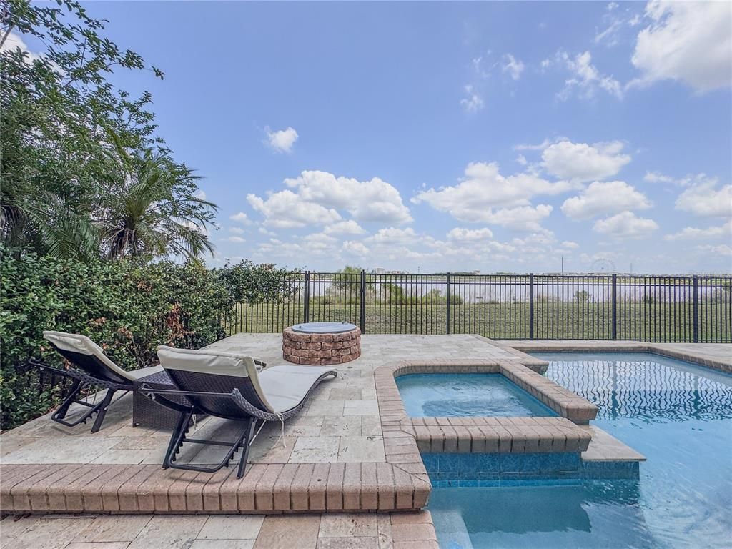 Exterior, Hot Tub, Pool