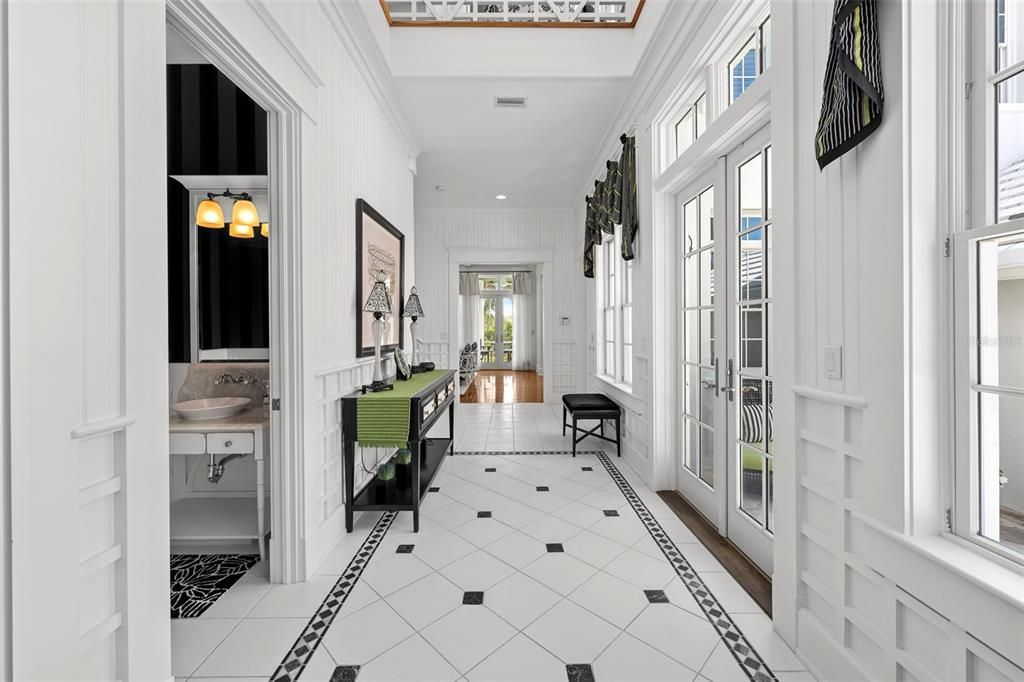 Bathroom, Interior, Recessed Lighting