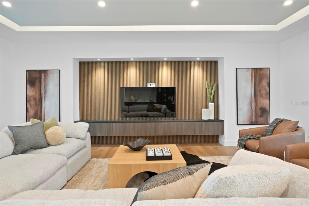 Interior, Living room, Recessed Lighting, Wood Texture Flooring