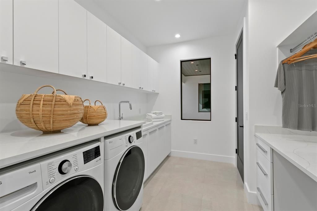 Interior, Recessed Lighting, Washer
