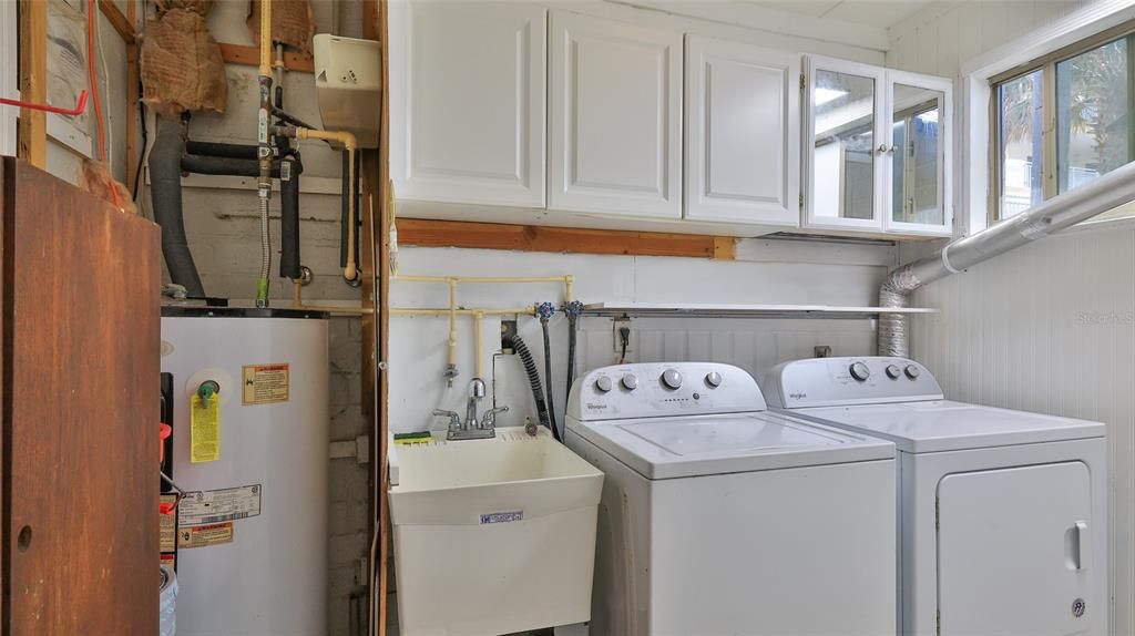 Interior, Washer