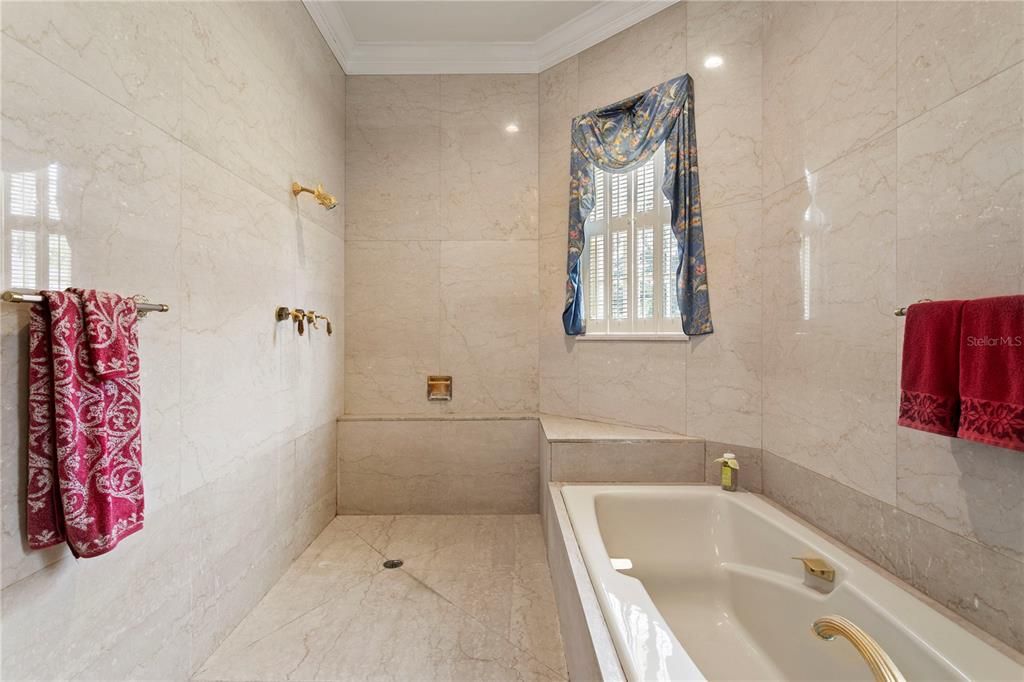 Bathroom, Interior, Marble, Marble Walls, Recessed Lighting