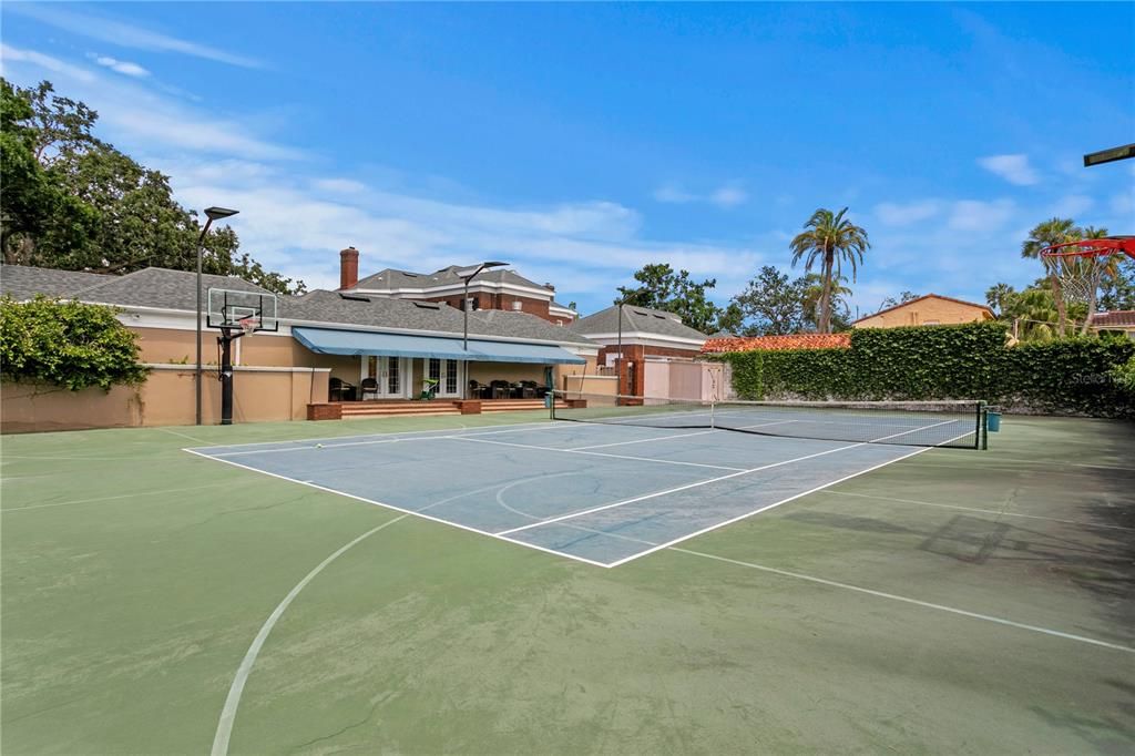 Exterior, Tennis Courts