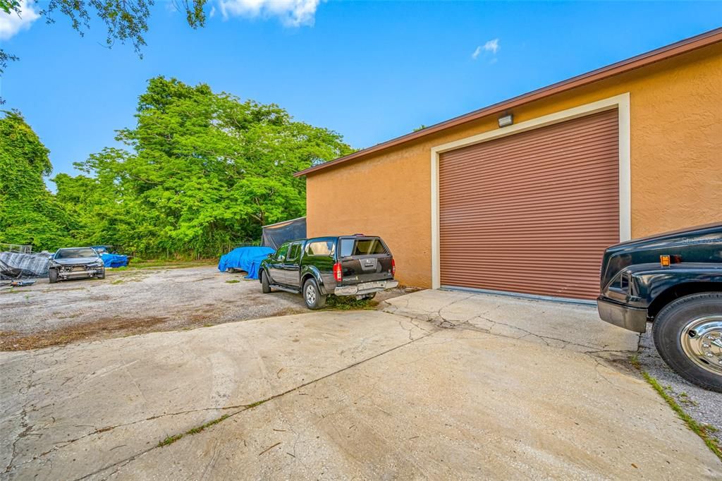Detached Garage, Exterior