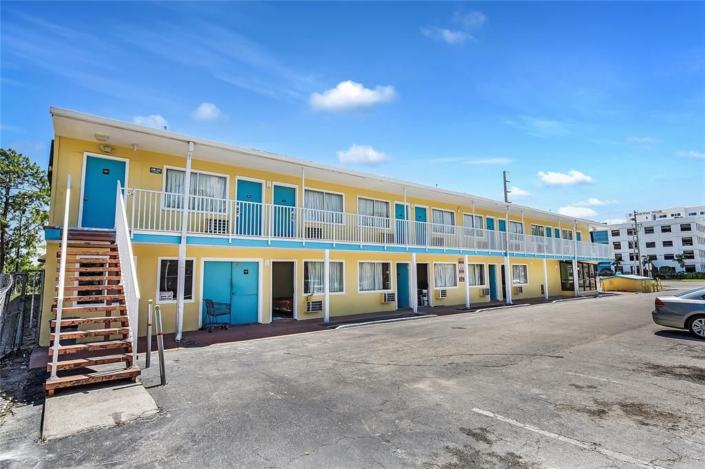 Exterior, Facade, Condo Building