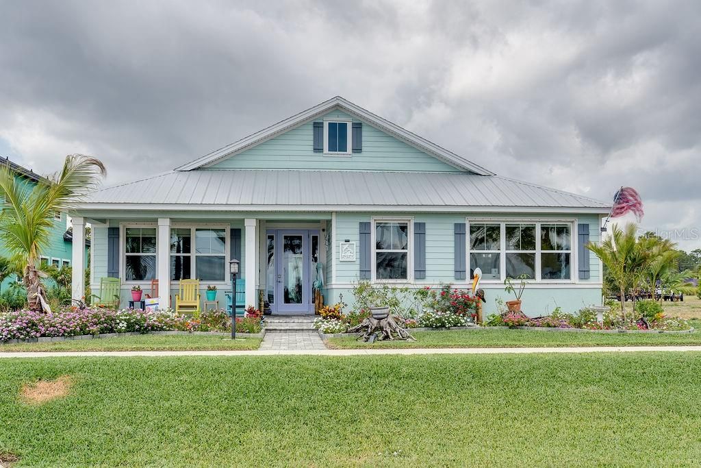 Exterior, Facade, Farmhouse