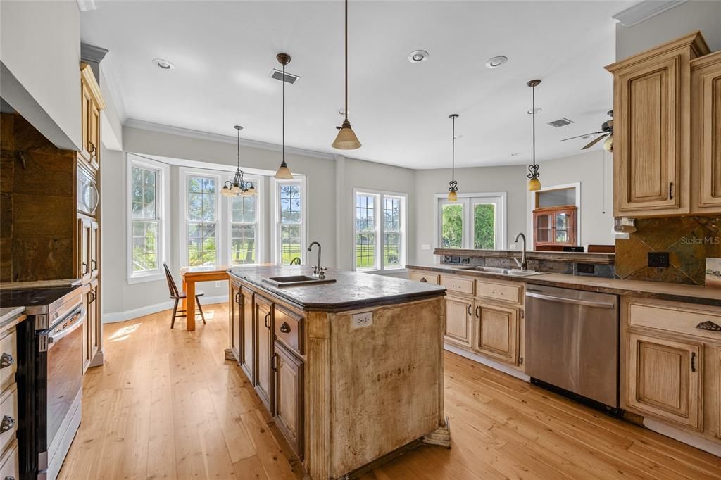 Dining room, Interior, Kitchen, Pendant Lights, Recessed Lighting, Wood Texture Flooring