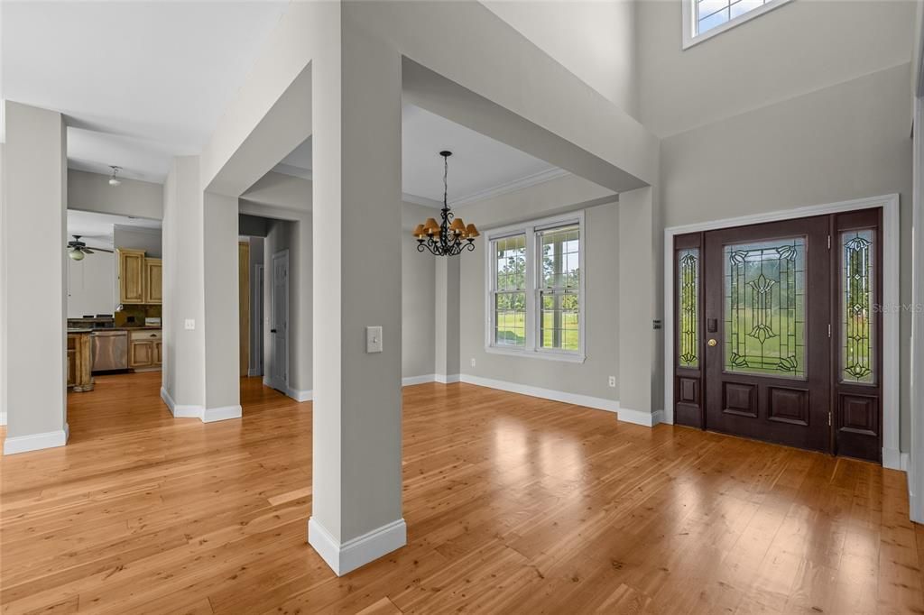 Chandelier, Empty room, Interior, Wood Texture Flooring