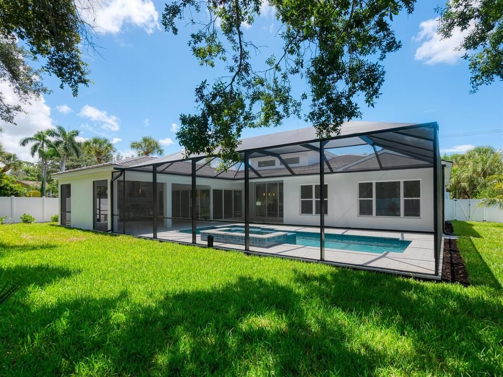 Backyard, Exterior, Pool