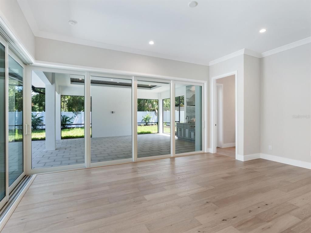 Empty room, Interior, Recessed Lighting, Wood Texture Flooring