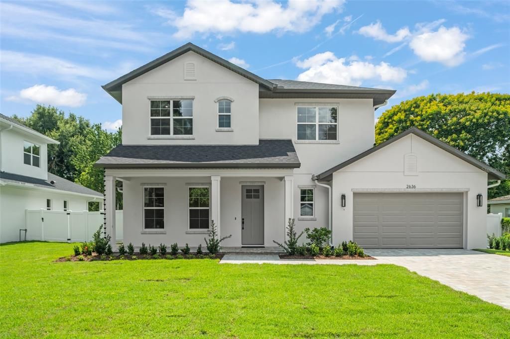 Attached, Exterior, Facade, Farmhouse