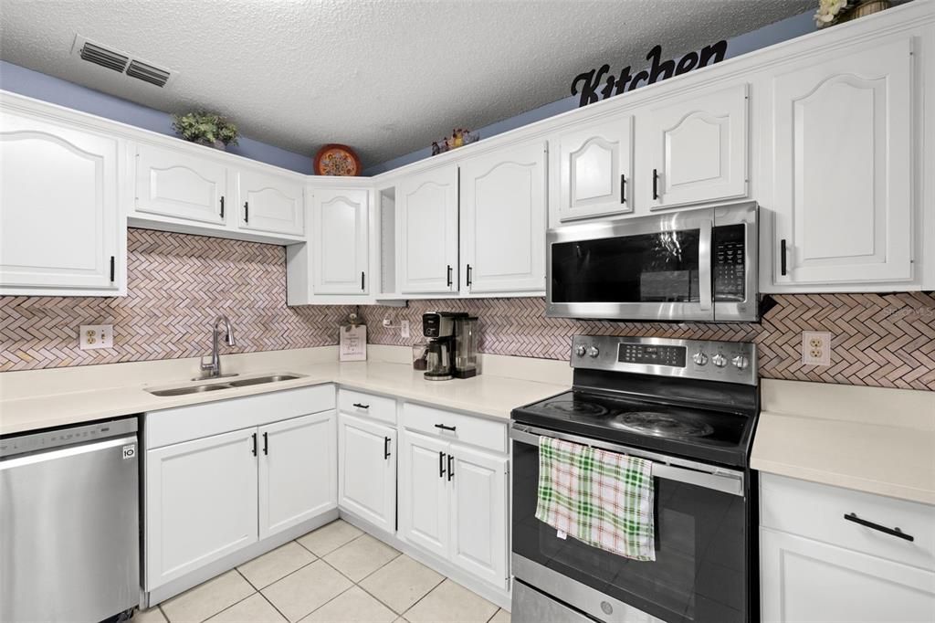 Interior, Kitchen, Stainless Steel Appliances