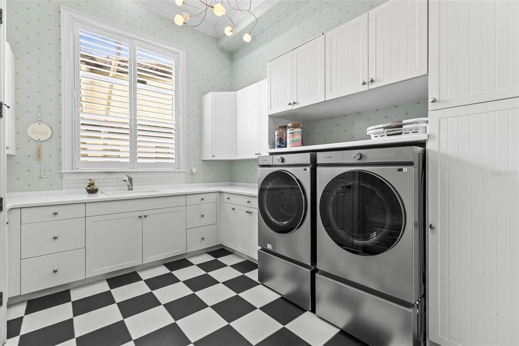 Interior, Washer
