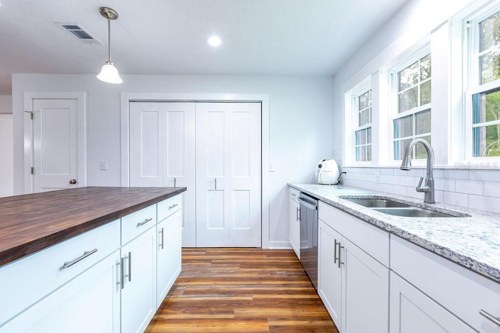 Interior, Kitchen, Pendant Lights, Recessed Lighting, Wood Texture Flooring