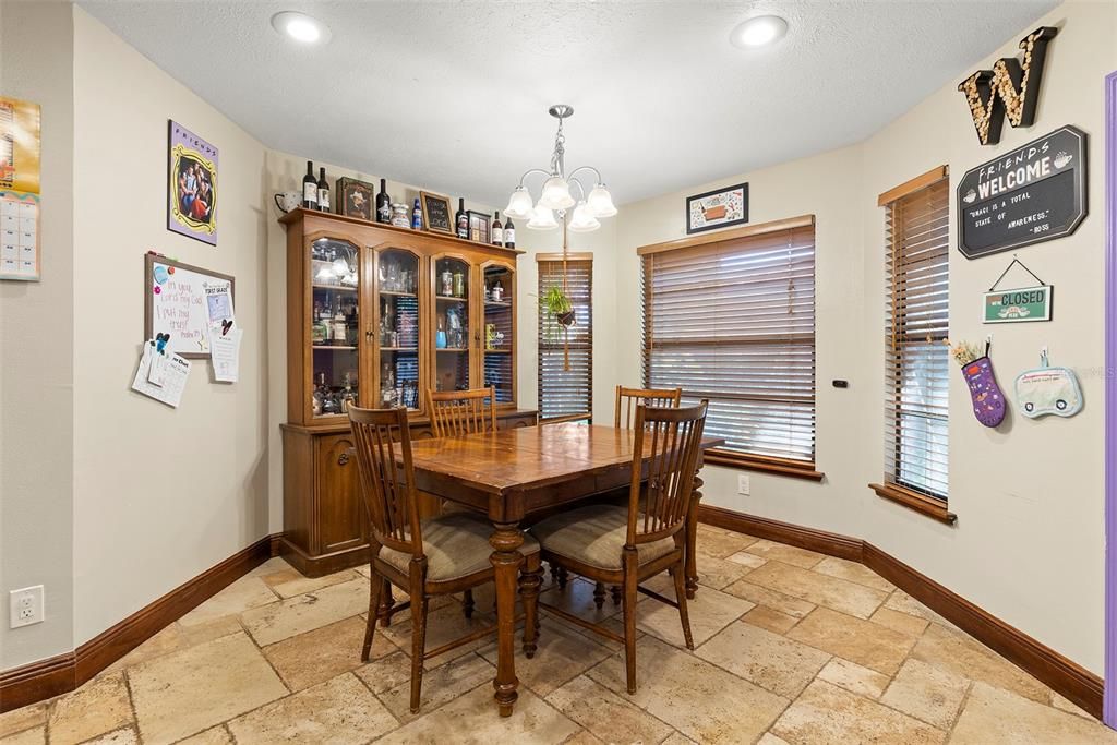 Dining room, Interior, Pendant Lights, Recessed Lighting