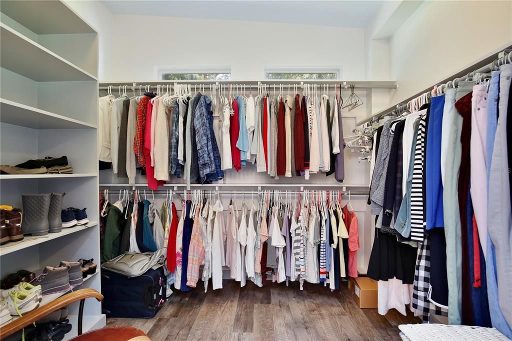 Interior, Walk-in Closets, Wood Texture Flooring
