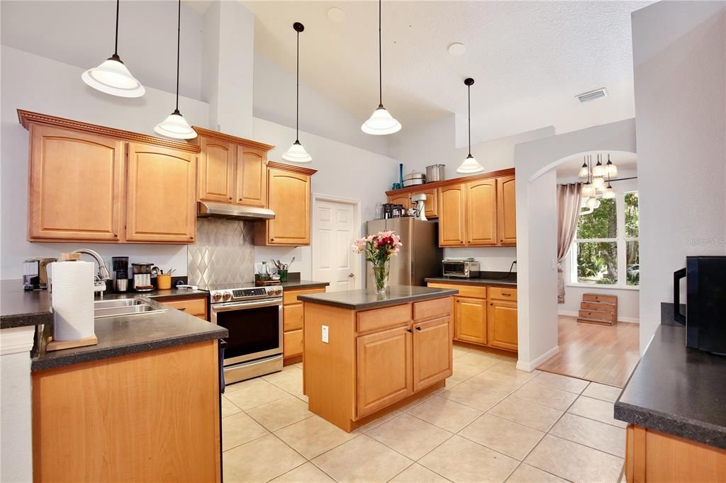 Interior, Kitchen, Pendant Lights, Wood Texture Flooring