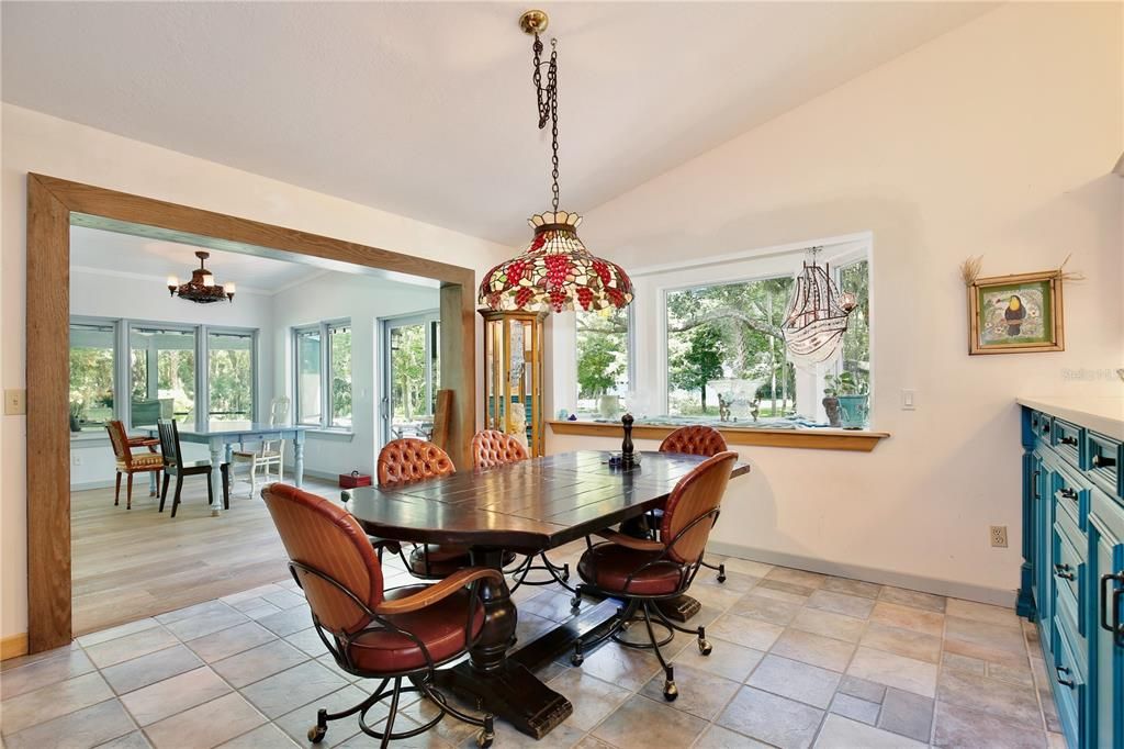 Chandelier, Dining room, Interior, Pendant Lights, Wood Texture Flooring