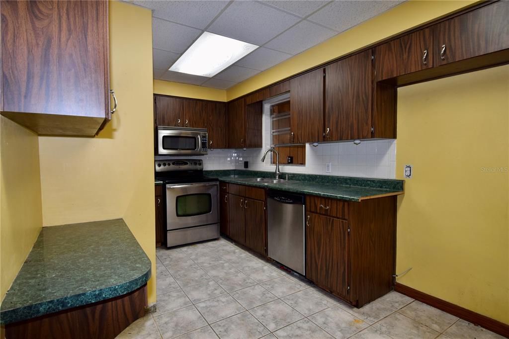 Interior, Kitchen, Stainless Steel Appliances
