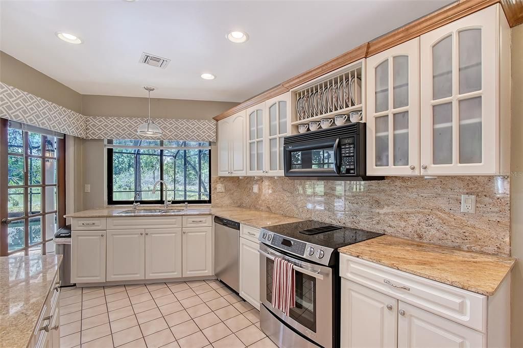 Interior, Kitchen, Pendant Lights, Recessed Lighting, Stainless Steel Appliances