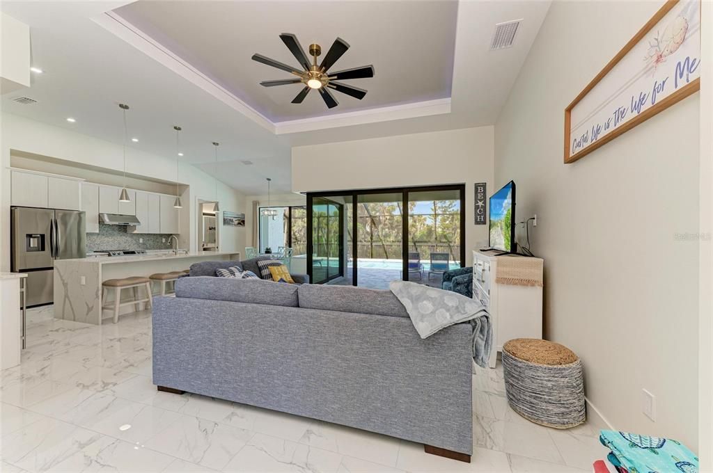 Interior, Kitchen, Living room, Marble, Pendant Lights, Recessed Lighting, Stainless Steel Appliances