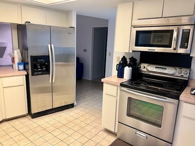 Interior, Kitchen, Stainless Steel Appliances