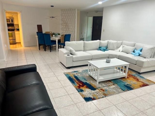 Dining room, Interior, Living room, Pendant Lights, Recessed Lighting