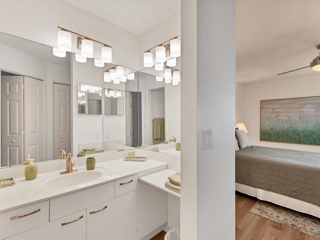 Bathroom, Dual Sink Vanities, Interior, Wood Texture Flooring