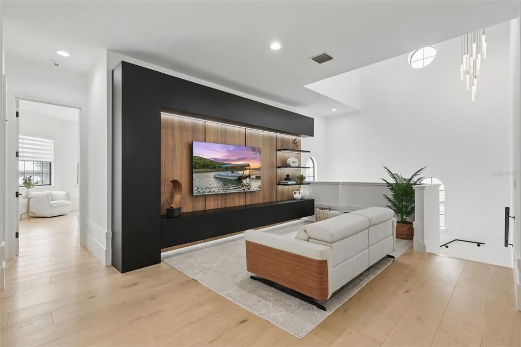 Interior, Living room, Recessed Lighting, Wood Texture Flooring