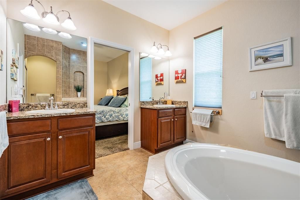 Bathroom, Bedroom, Dual Sink Vanities, Interior