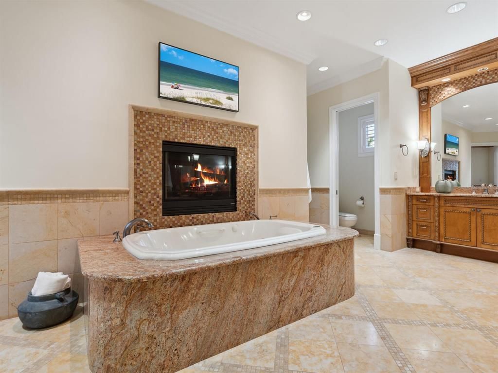 Bathroom, Fireplace, Interior, Recessed Lighting