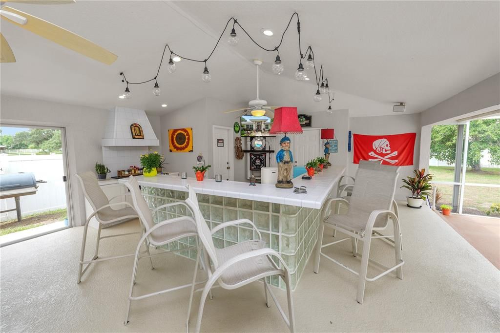 Dining room, Interior, Recessed Lighting