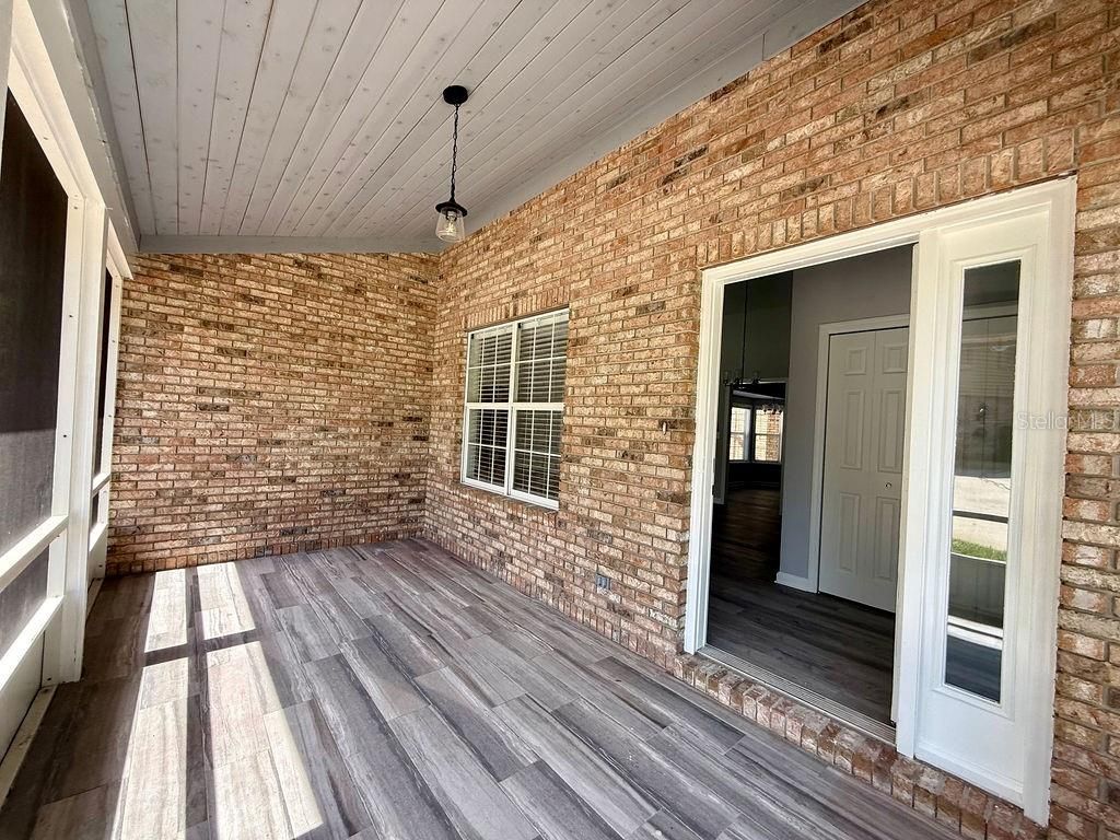 Empty room, Exterior, Stone Walls