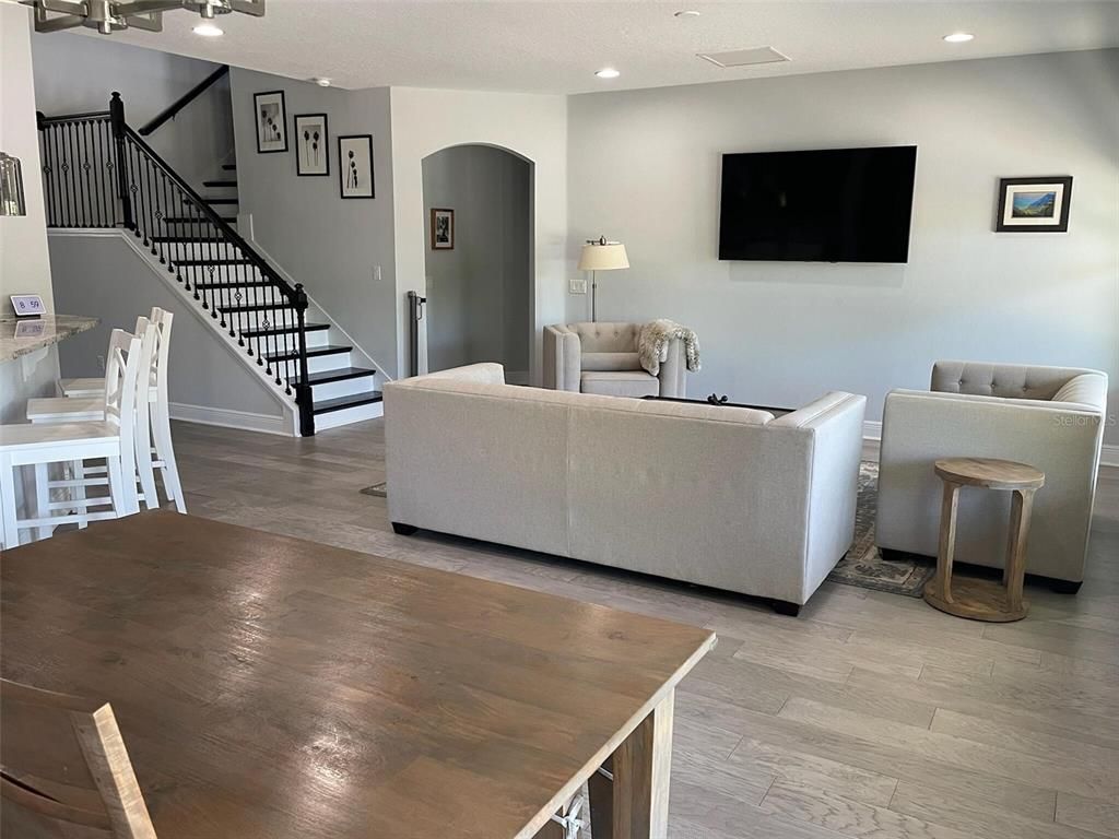 Dining room, Interior, Living room, Recessed Lighting, Wood Texture Flooring